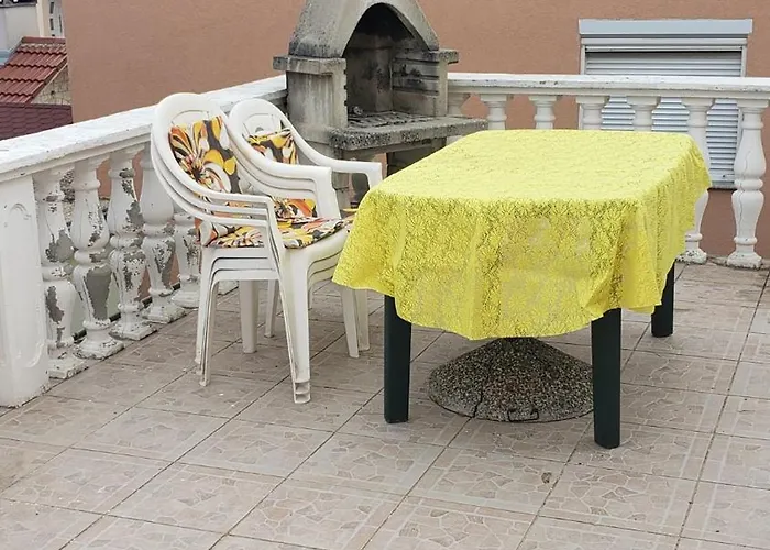 Apartament Emily Vir